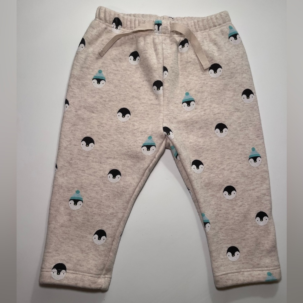 Baby Gap beige pants with penguins for 3-6M